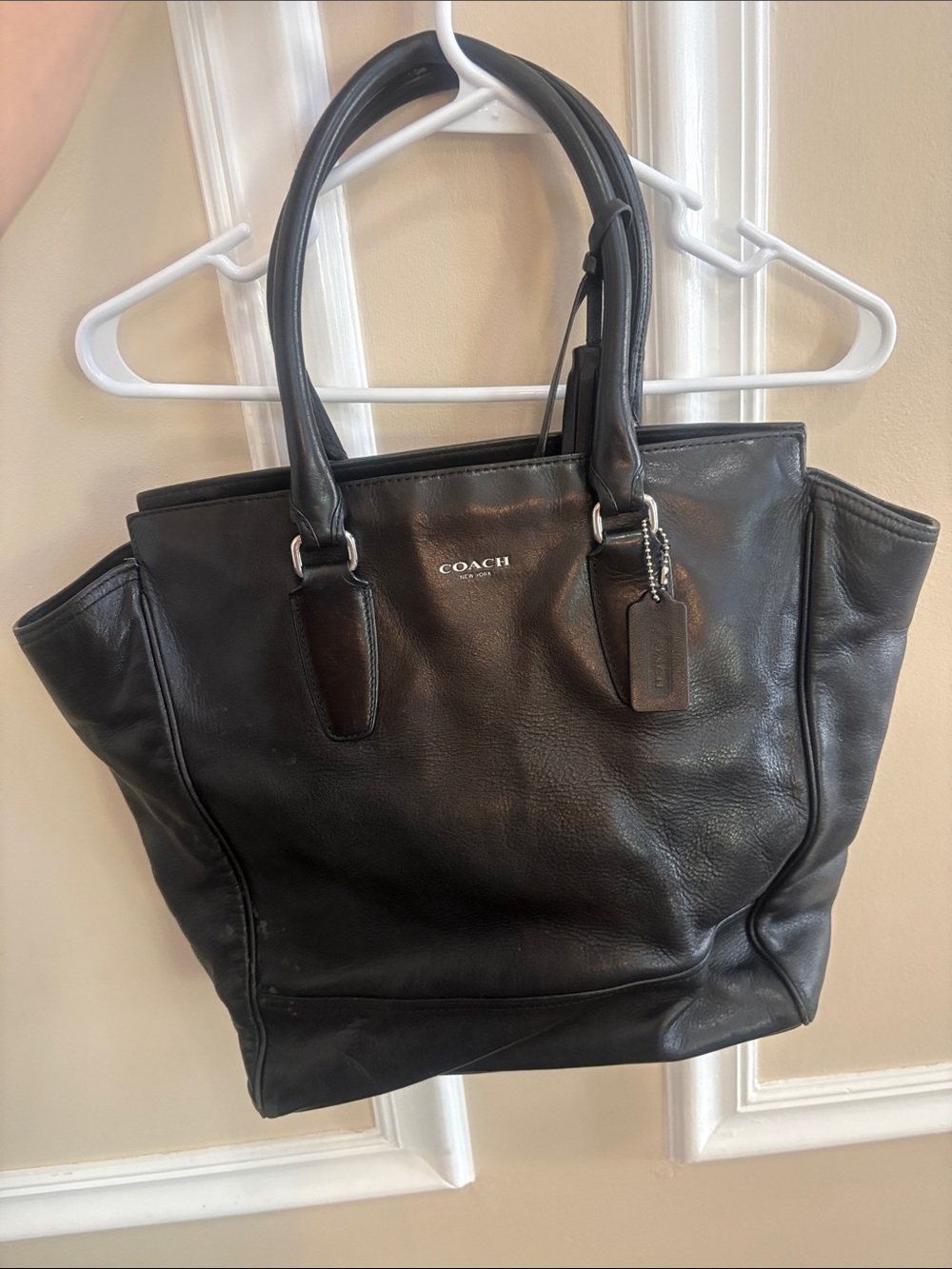 Coach Black Leather Shoulder Tote number number J1276–19924